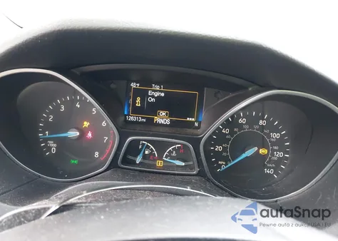 2017 Ford Focus Titanium z USA, uszkodzony, nr VIN 1FADP3J2XHL264244